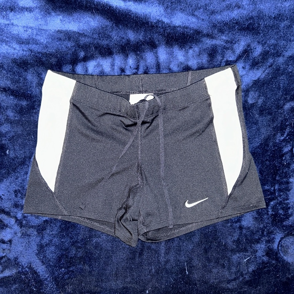 Nike dri fit athletic shorts. Nike pro